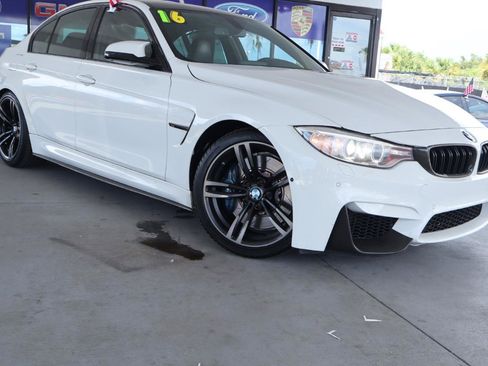 Used 2016 BMW M3 RWD image 3