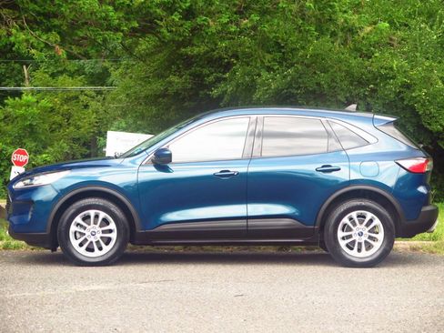 Used 2020 Ford Escape SE AWD/4WD image 2