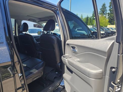 Used 2017 Honda Ridgeline Sport image 15