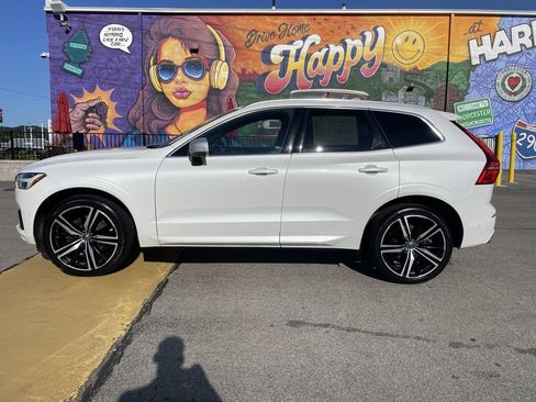 Used 2019 Volvo XC60 T5 R-Design AWD/4WD image 3