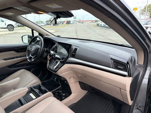 Used 2018 Honda Odyssey Elite image 21