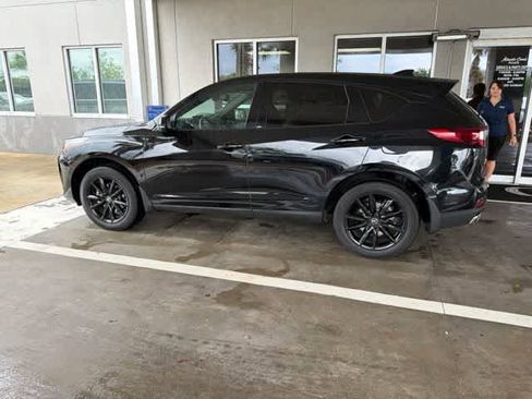 Used 2025 Acura RDX SH-AWD image 11