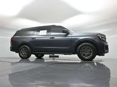 Certified 2025 Ford Expedition Max Active AWD/4WD image 4