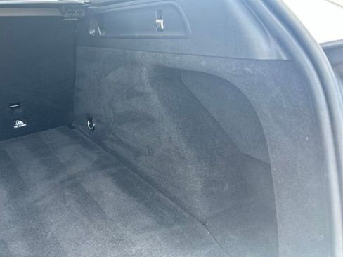 Used 2021 Mercedes-Benz GLC 300 image 9