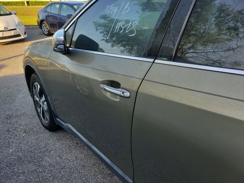 Used 2020 Subaru Outback Touring w/ Popular Package #2 image 25