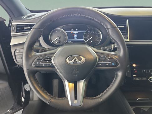 Used 2021 INFINITI QX50 Luxe w/ Appearance Package FWD image 9