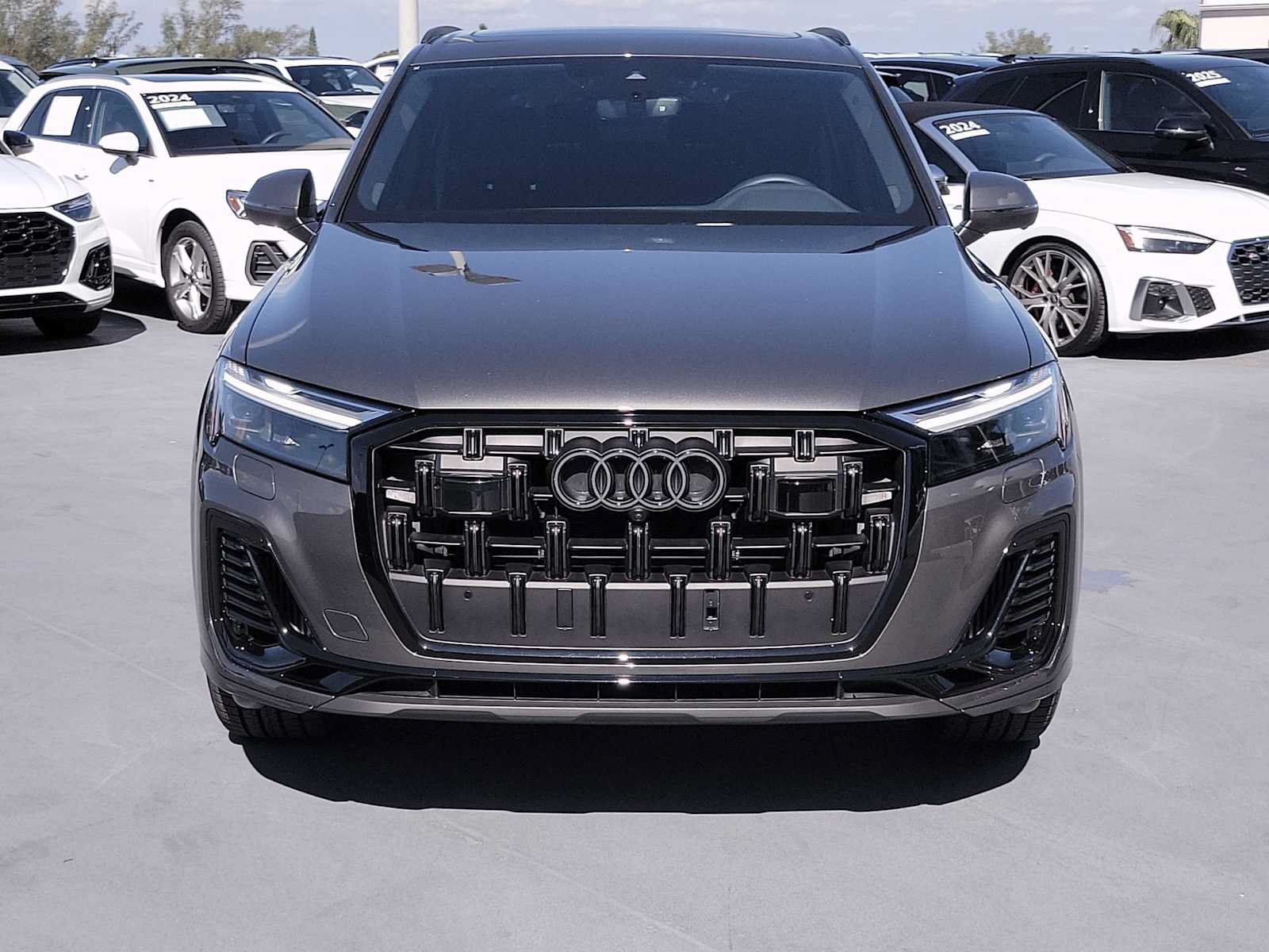 Certified 2026 Audi Q7 3.0T Premium Plus w/ Premium Plus Package AWD/4WD image 9