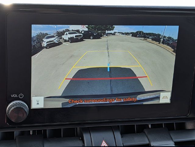 Used 2025 Toyota RAV4 SE AWD/4WD image 18