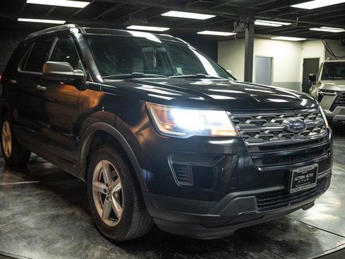 Used 2018 Ford Explorer 4WD image 5