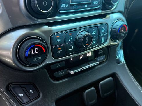 Used 2017 Chevrolet Tahoe LT AWD/4WD image 13