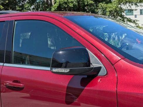 Used 2023 Dodge Durango GT RWD image 15