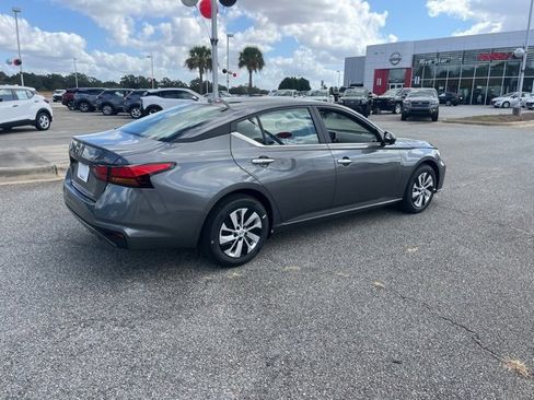 New 2025 Nissan Altima 2.5 S image 12