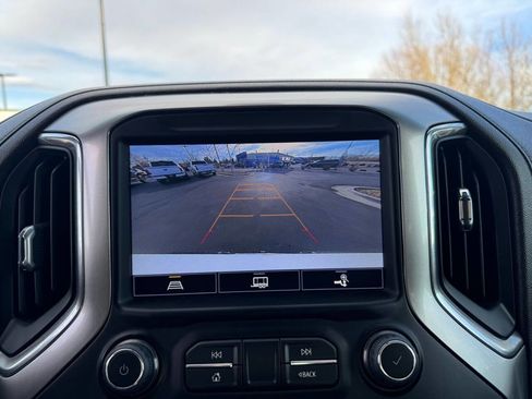 Used 2022 Chevrolet Silverado 1500 LTZ w/ Z71 Off-Road Package image 26