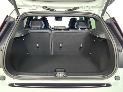 New 2026 Volvo EX30 Plus w/ Protection Package Premier RWD image 37