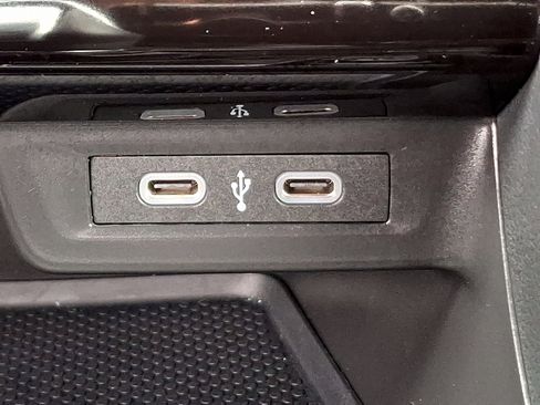 Used 2025 Volkswagen Jetta Sport image 24