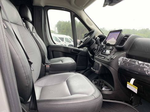 Used 2025 RAM ProMaster 3500 w/ Quick Order Package 22H SLT+ FWD image 22
