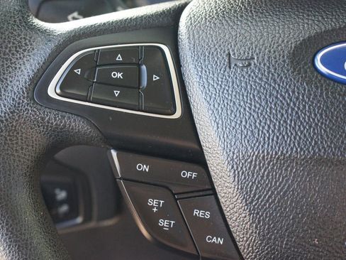 Used 2015 Ford Focus SE image 8