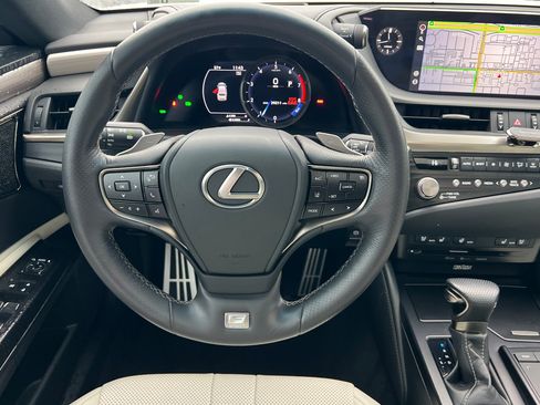 Used 2021 Lexus ES 350 F Sport image 14