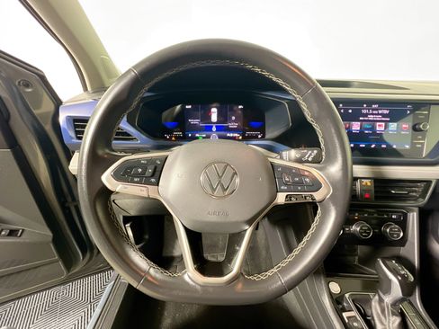 Used 2024 Volkswagen Taos SE image 17