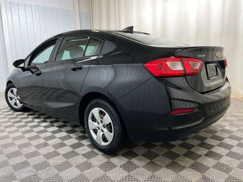Used 2018 Chevrolet Cruze LS image 37