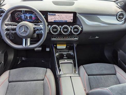 Used 2025 Mercedes-Benz GLA 250 image 14