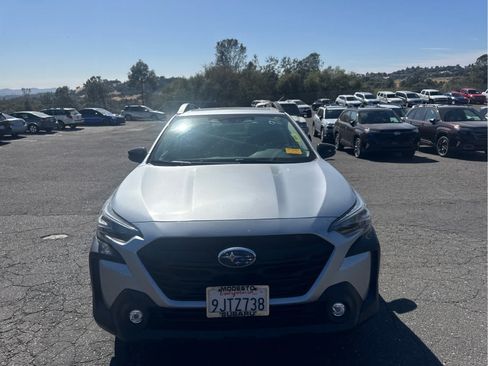 Used 2024 Subaru Outback Onyx Edition AWD/4WD image 2