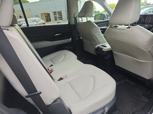 Used 2026 Toyota Grand Highlander AWD image 22