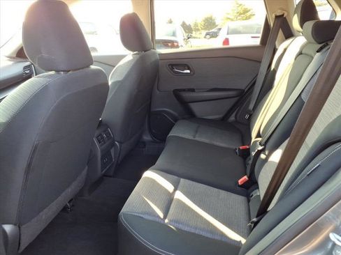 Used 2023 Nissan Rogue SV image 25