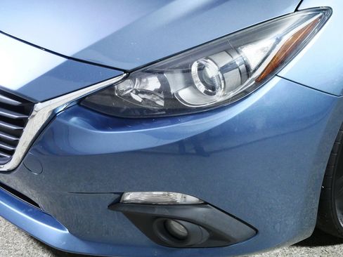 Used 2015 MAZDA MAZDA3 i Touring w/ Technology Package image 16