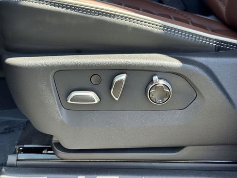 New 2026 GMC Sierra 1500 Denali Ultimate w/ LPO, Black Badging Package AWD/4WD image 22