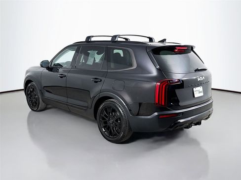 Used 2022 Kia Telluride EX w/ EX Premium Package image 6