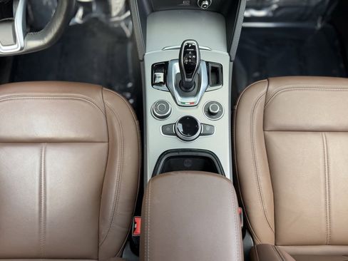 Used 2024 Alfa Romeo Stelvio Ti w/ Active Assist Plus Package image 50