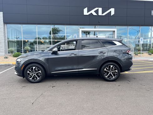 Certified 2023 Kia Sportage EX FWD image 5