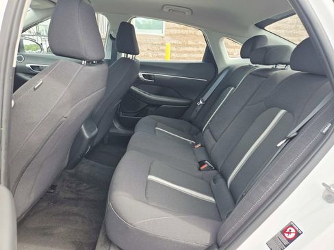 Used 2023 Hyundai Sonata SEL FWD image 12