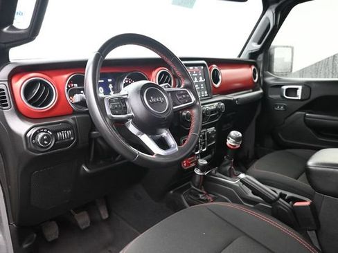Used 2022 Jeep Gladiator Rubicon AWD/4WD image 19