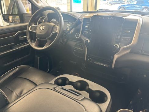 Used 2024 RAM 2500 Laramie AWD/4WD image 27