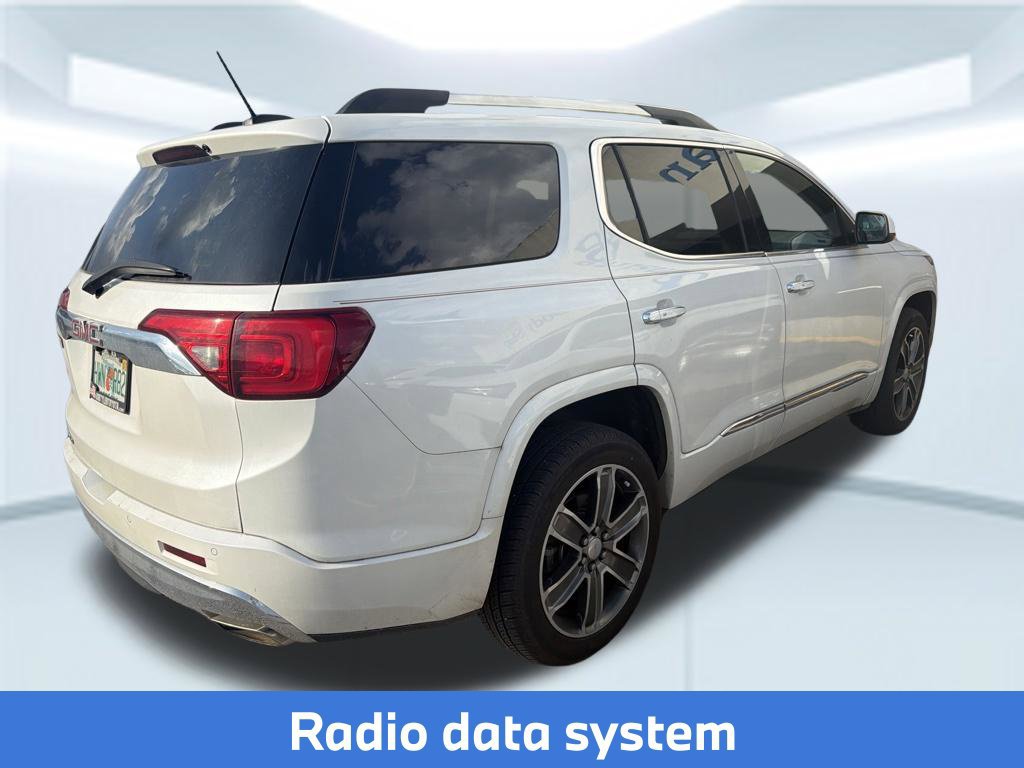 Used 2018 GMC Acadia Denali w/ Technology Package FWD image 6