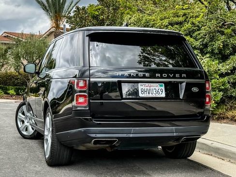 Used 2018 Land Rover Range Rover AWD/4WD image 18
