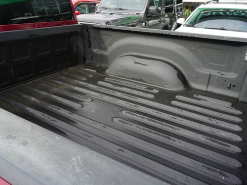 Used 2019 RAM 1500 Express w/ Express Value Package image 9