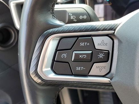 Used 2025 Ford Mustang Premium RWD image 13