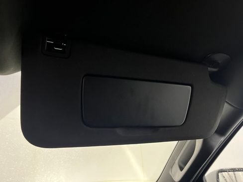 Used 2025 Chevrolet Suburban Z71 AWD/4WD image 81