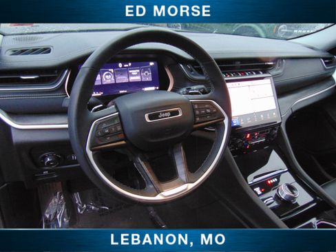 Used 2023 Jeep Grand Cherokee L Limited image 21