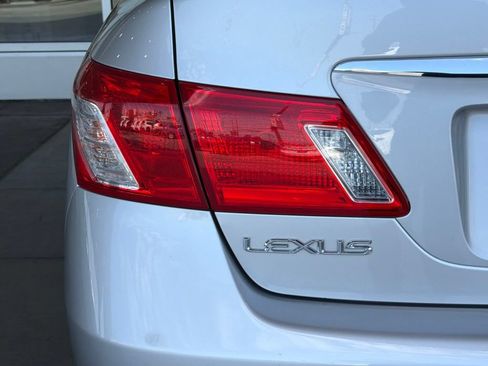 Used 2009 Lexus ES 350 w/ Pebble Beach Edition FWD image 11