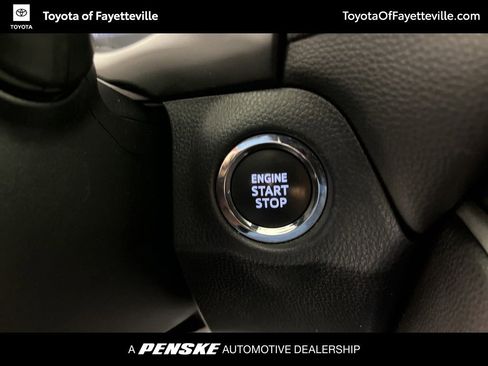 Used 2023 Toyota RAV4 XLE AWD/4WD image 33