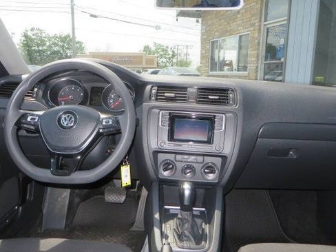 Used 2016 Volkswagen Jetta S FWD image 41