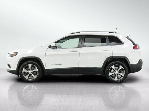 Used 2019 Jeep Cherokee Limited w/ Trailer Tow Group AWD/4WD image 2