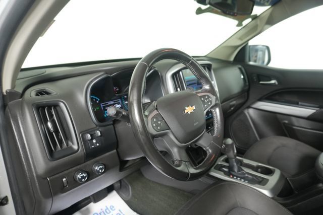 Used 2018 Chevrolet Colorado LT w/ Redline Special Edition AWD/4WD image 17