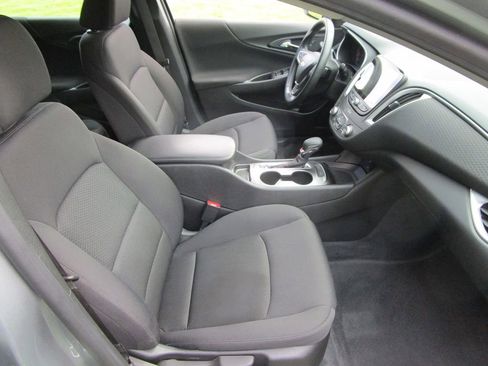 Used 2024 Chevrolet Malibu RS image 20