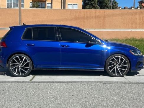 Used 2019 Volkswagen Golf R 4-Door image 3