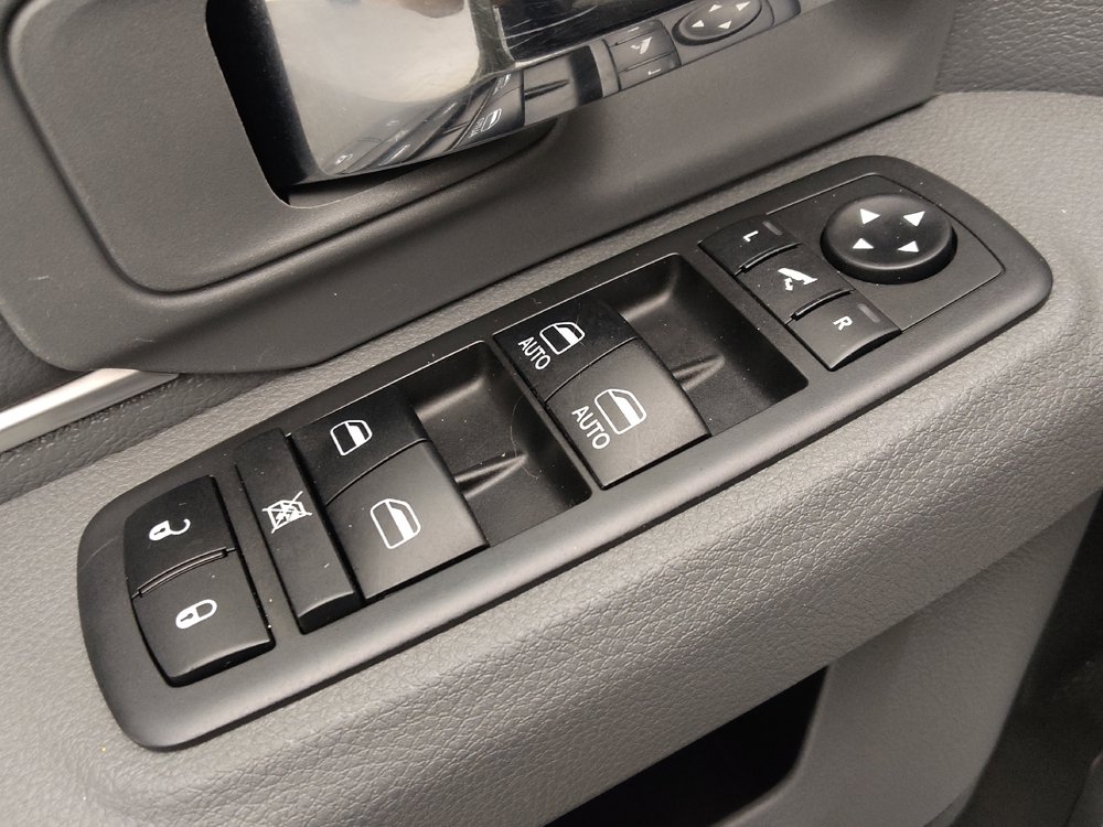 Used 2019 RAM 1500 Lone Star RWD image 27